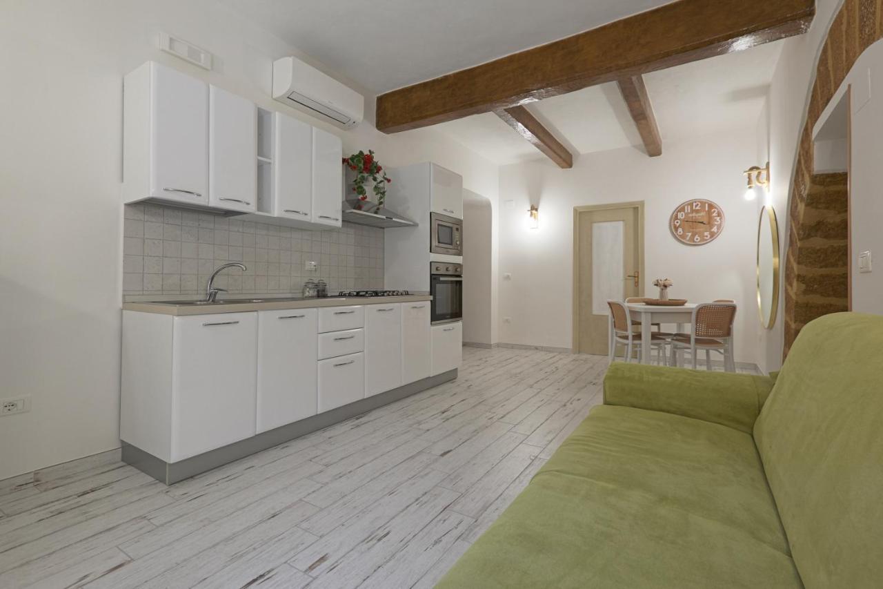 La Sedia Rossa Historical Centre Apartment Agrigento Exterior photo