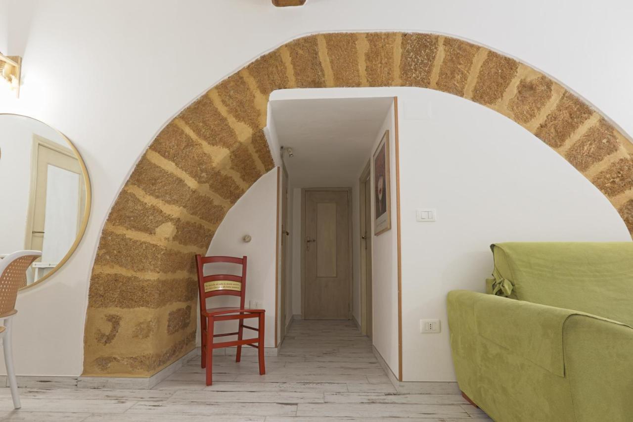 La Sedia Rossa Historical Centre Apartment Agrigento Exterior photo
